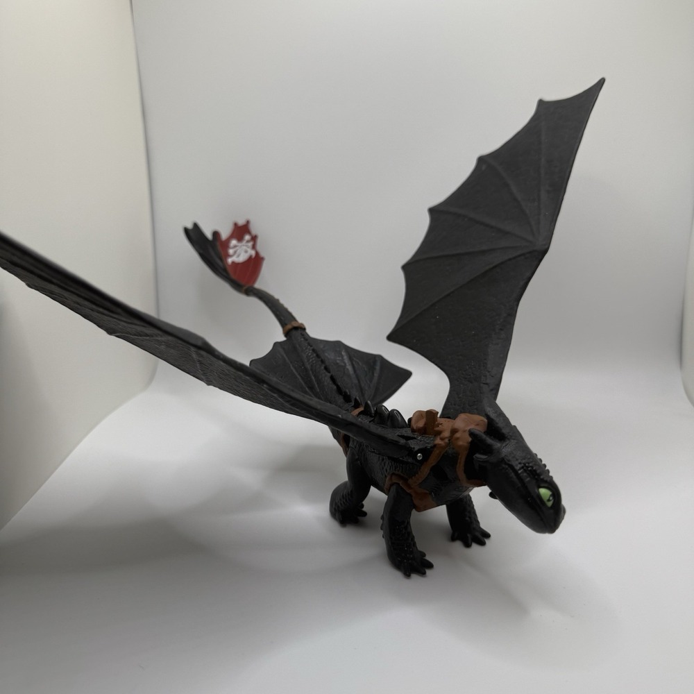 How to Train Your Dragon 2013 Toothless Toy Movable Wings